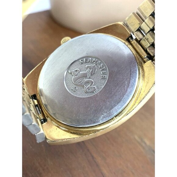 Omega Seamaster Men's Watch 1345 Vintage Swiss Quartz Day Date Gold Steel 34mm - Picture 6 of 14